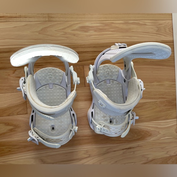 Union Force Snowboard Bindings Size Medium - Picture 5 of 10